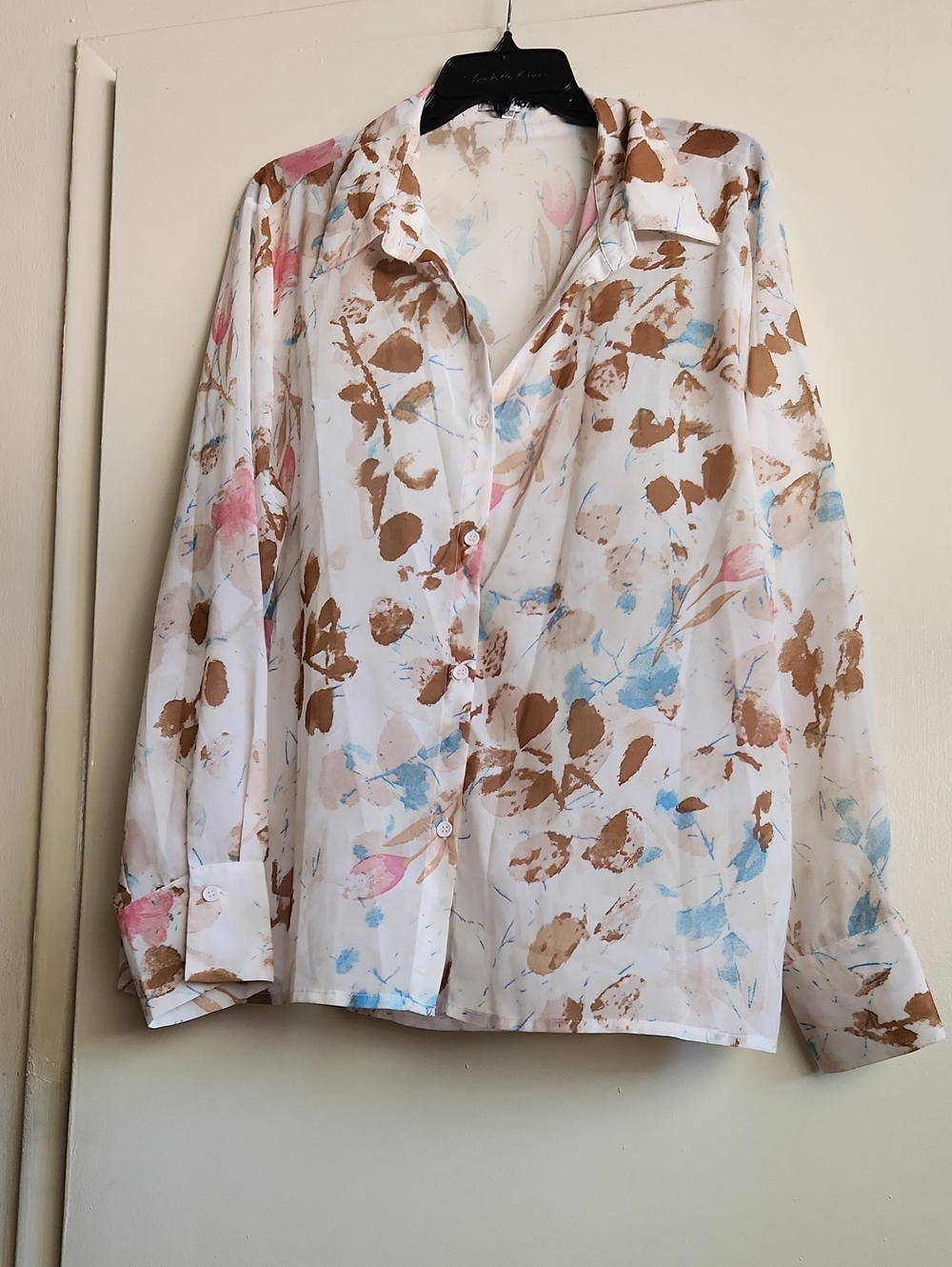 Fashion Nova Xl Lightweight Floral Print Button-Up Shirt - White/Tan/Blue/Pink
